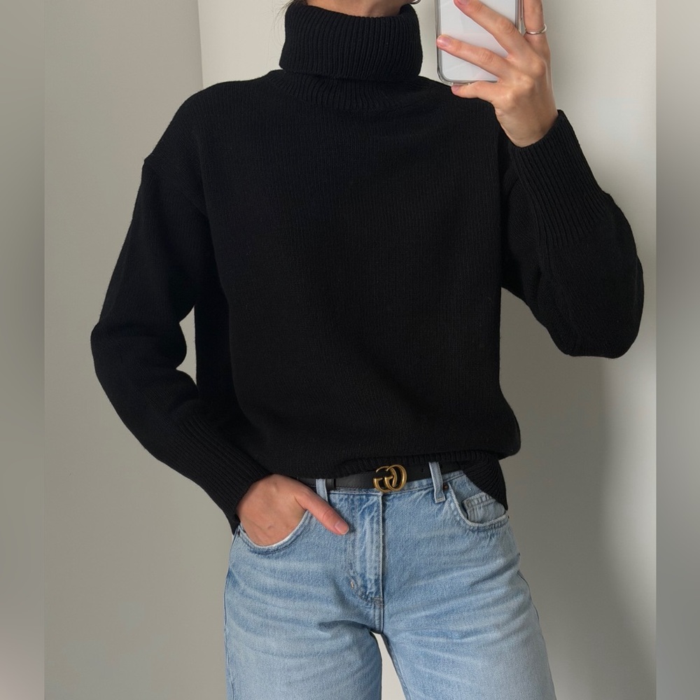 Zara Black Turtleneck Sweater